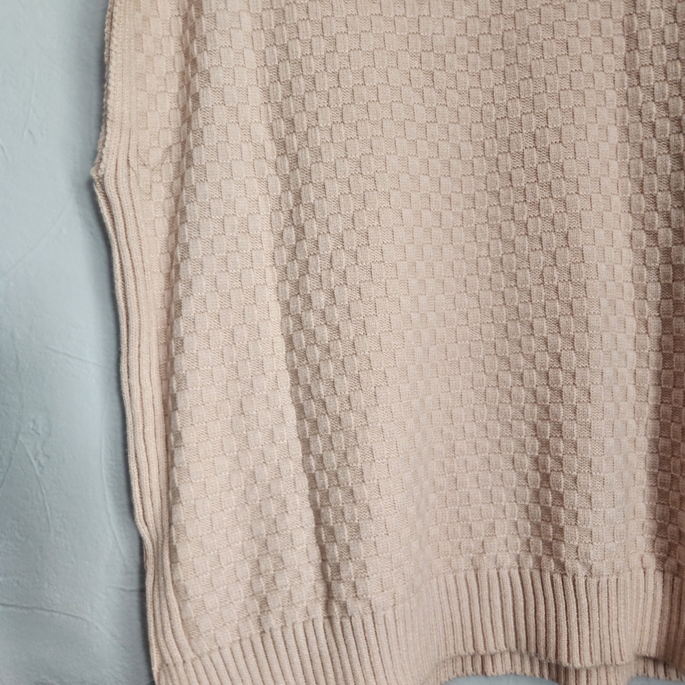 V Neck Sweater Vest - Picture 7 of 8